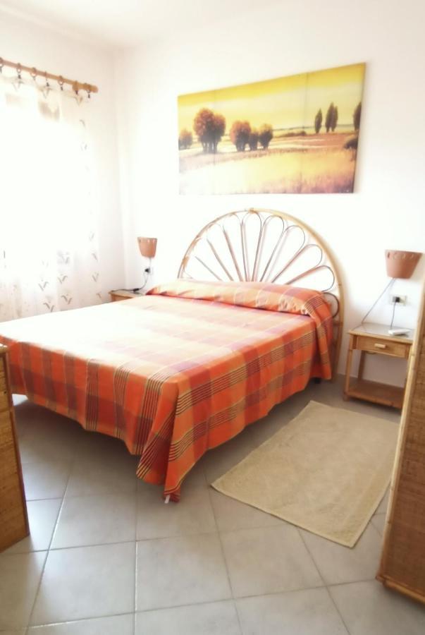 Tanca Della Torre Trilocale Vista Mare Apartment Изола Роса Екстериор снимка