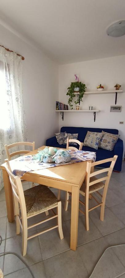 Tanca Della Torre Trilocale Vista Mare Apartment Изола Роса Екстериор снимка